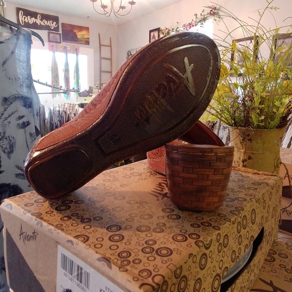 Avanti "Krissy" Wedge Heel Mule - Picture 4 of 4